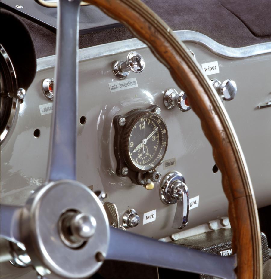  Mercedes-Benz 300 SL 1952 года  (фото 12 из 39)